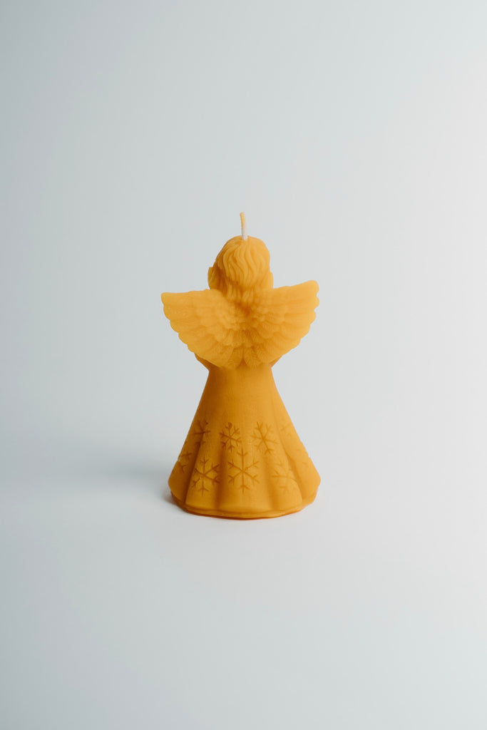 „Kalėdinis angelas" (L) – bičių vaško žvakė - Fons Misericordiae